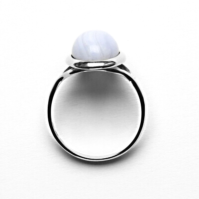Zlatý prsten, přírodní chalcedon, bílé zlato, T 1454