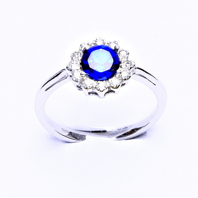 Zlatý prsten, bílé zlato, zirkon spinel, čiré zirkony, T 1495