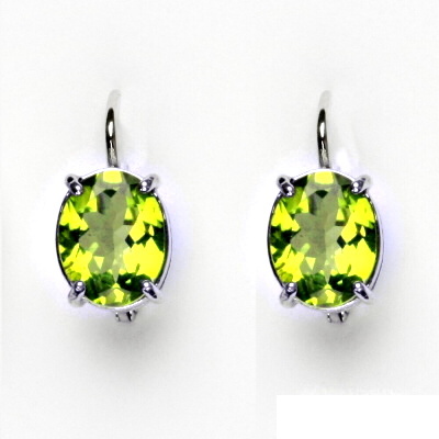 Zlaté náušnice, bílé zlato, přírodní olivín 10x8 mm, NK 1242