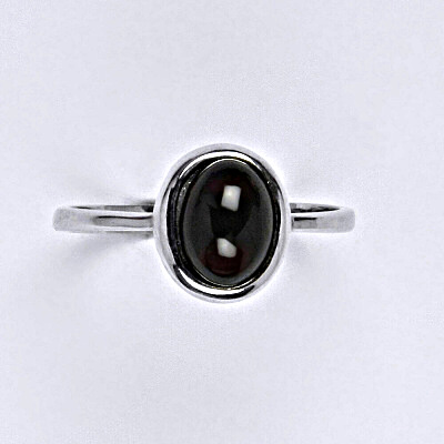 Zlatý prsten, přírodní Granát 8x6 mm , bílé i žluté zlato, T 1355
