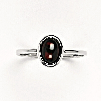 Zlatý prsten, přírodní Granát 7x5 mm , bílé i žluté zlato T 1354