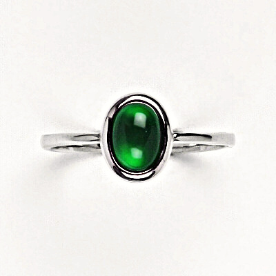 Zlatý prsten, přírodní Green agate 7x5 mm , bílé i žluté zlato T 1354
