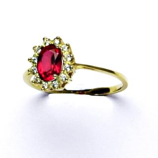 Zlatý prsten Kate, žluté zlato, syntetický rubín, čiré zirkony, T 1480