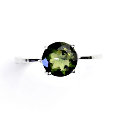 Zlatý prsten, bílé i žluté zlato, prstýnek ze zlata s přírodním vltavínem, T 1357 8 mm