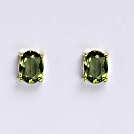 Zlaté náušnice,přírodní vltavín, žluté zlato 14 ct, váha 1,74 g,NŠ 1246
