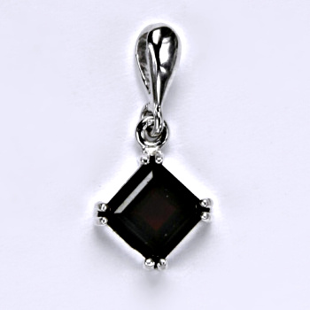 Zlatý přívěšek, bílé zlato, přírodní granát 7x7 mm, P 1258/22